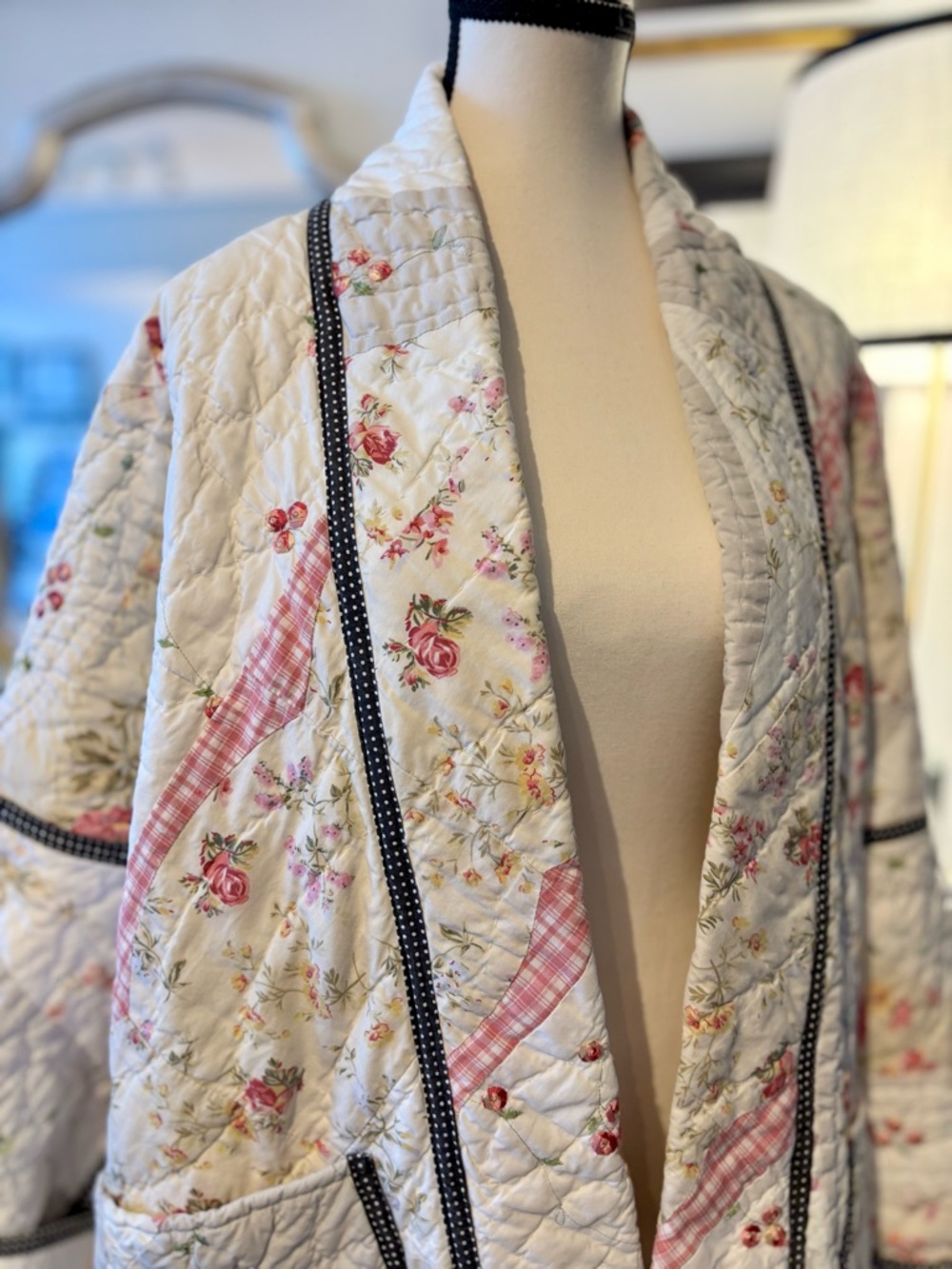 💗SOLD💗 HANDMADE Quilted Floral and Patchwork Long Coat in Cream and Pink O/S - Picture 12 of 16